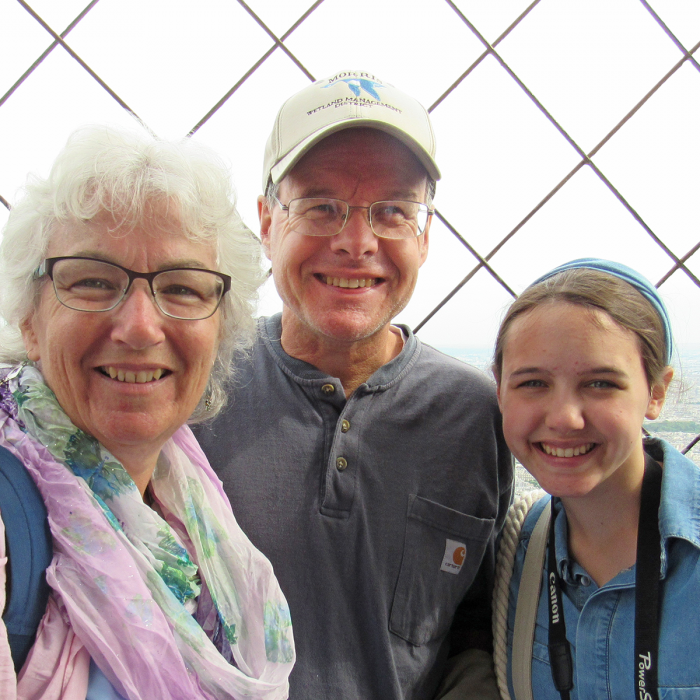 Kathy and Mike Buendgen and family member