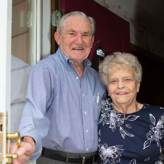 Meals on Wheels recipients at front door