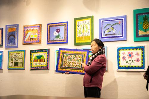 Hmong Painting Workshop at Mia sharing about painting